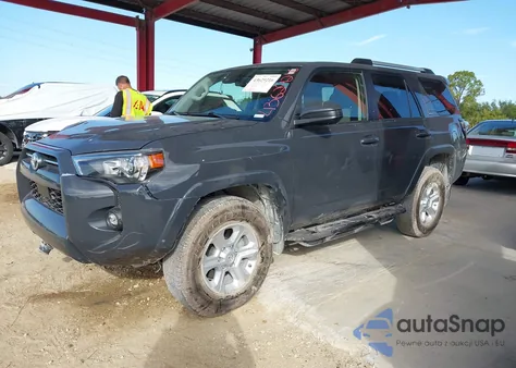 2024 Toyota 4Runner Sr5 z USA, uszkodzony, nr VIN JTEMU5JR8R6230164